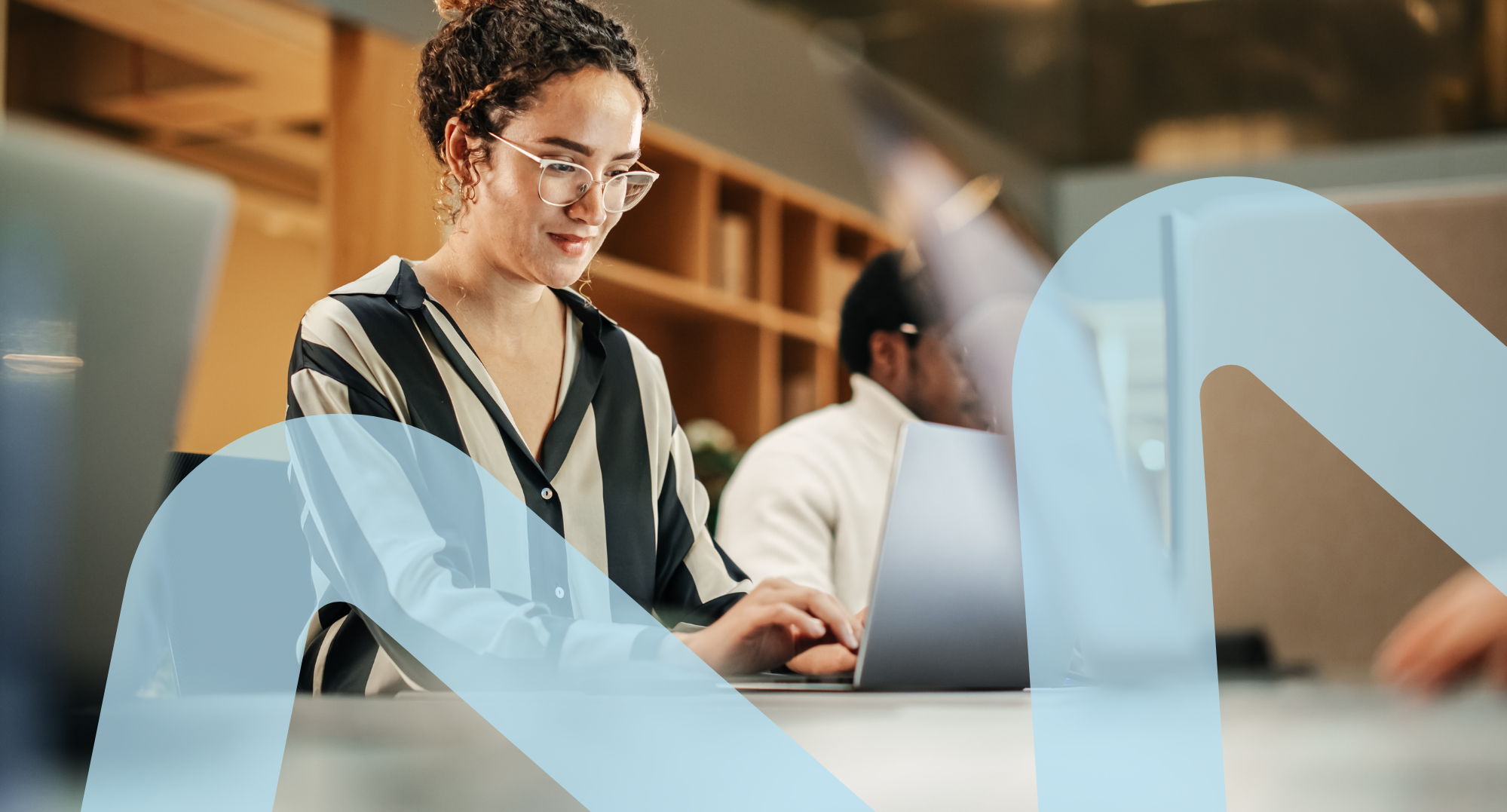 Exciting-pim-content-ecommerce-integrations-teal